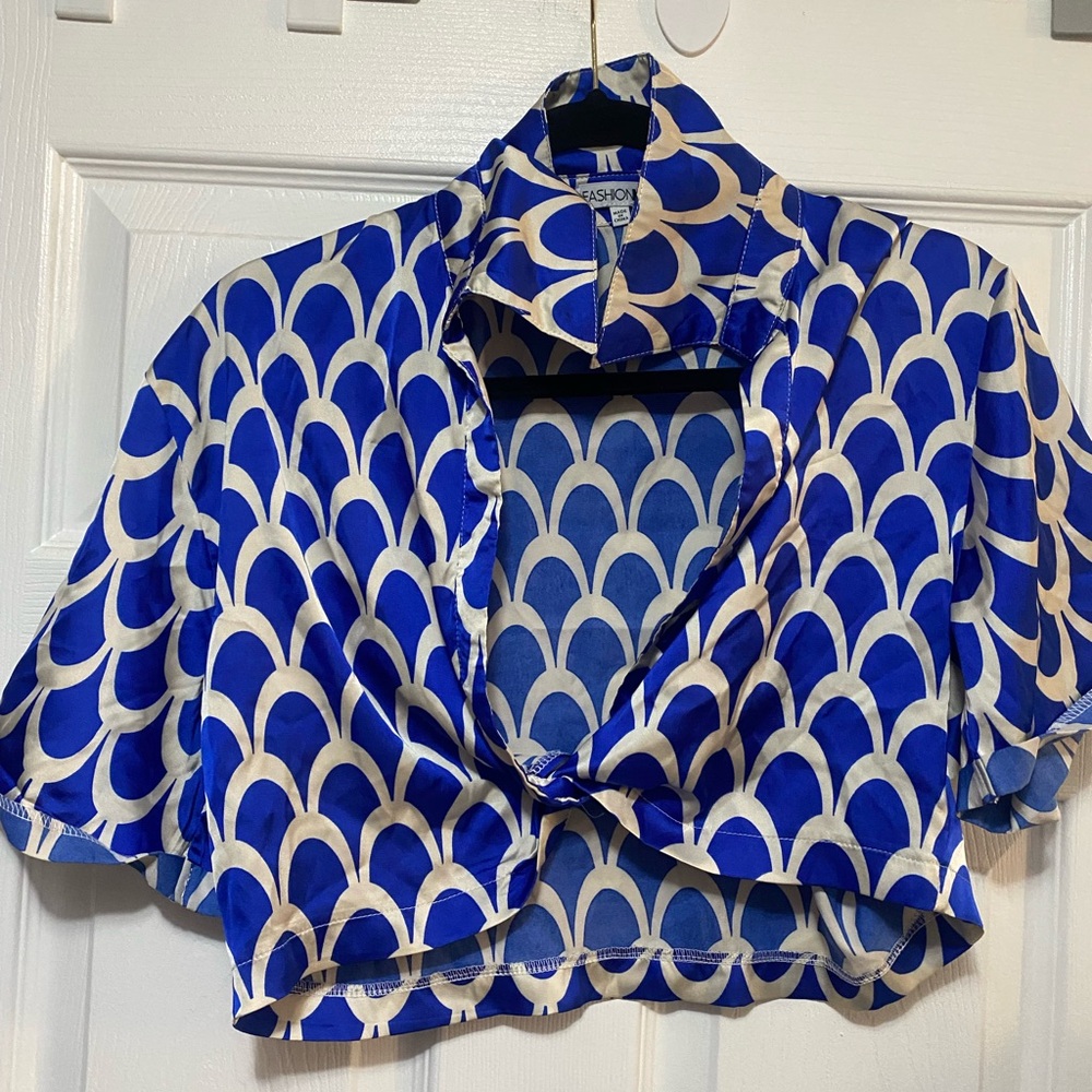 Fashion Nova Blue and White Patterned Crop Top